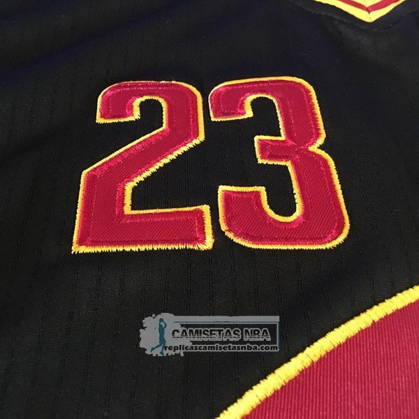 Camiseta Autentico Manga Corta Cavaliers James Negro